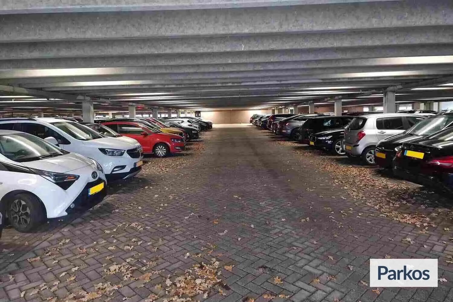 24/7 Parking Schiphol - Parkeren Schiphol - picture 1