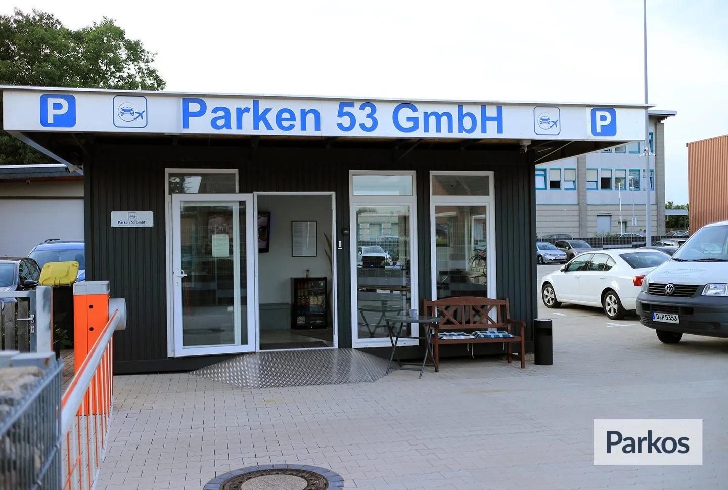 Parken 53 GmbH - Parkeren Dusseldorf Airport - picture 1